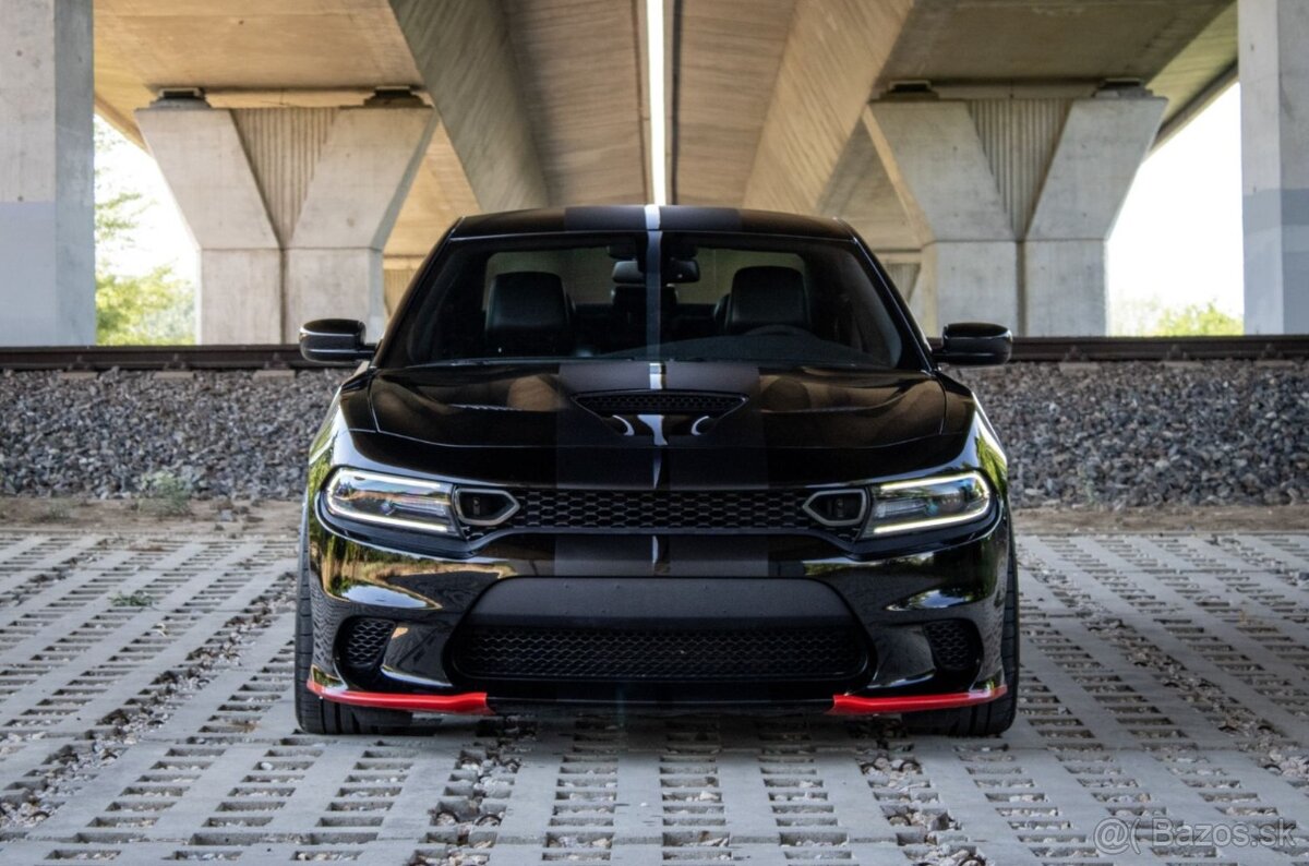 Dodge Charger SRT Hellcat 6.2L V8 - 2