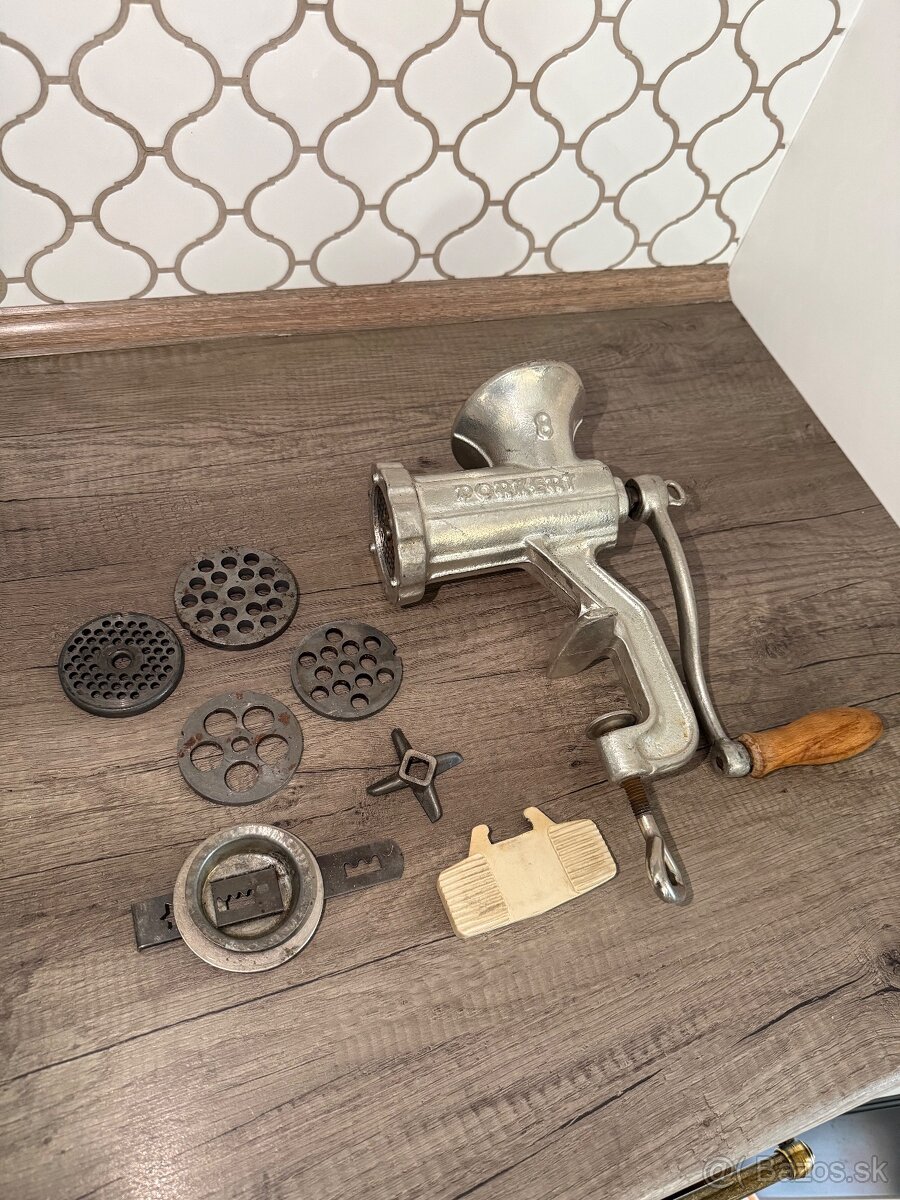 Staré mlynčeky, odšťavovače - 2