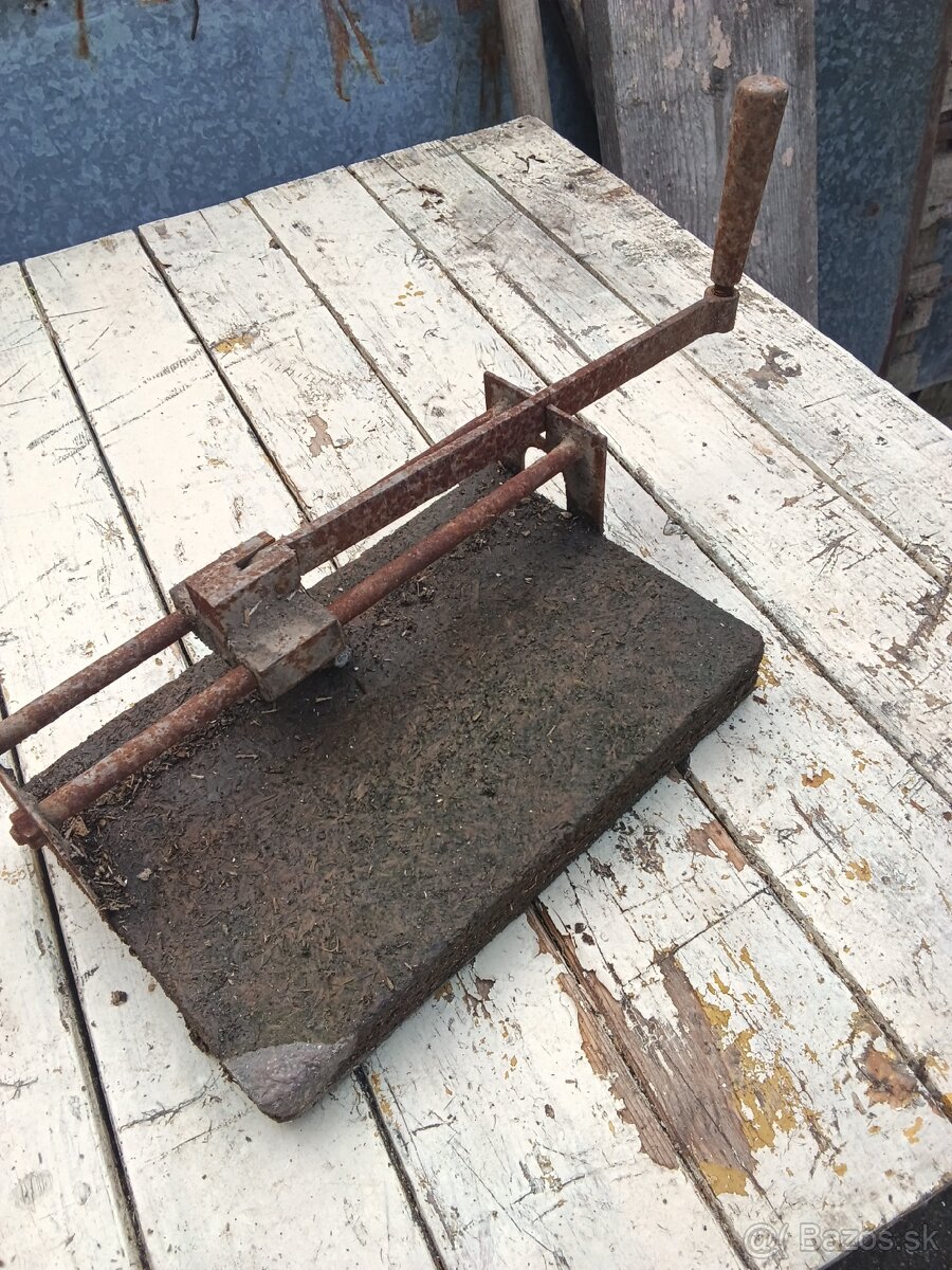 REZACKA STARA NA OBKLAD - 2