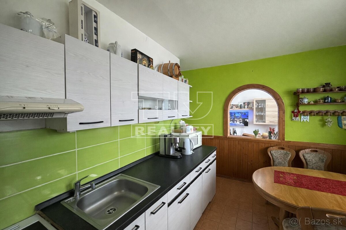 Na predaj 3-izbový byt, Vráble - 2