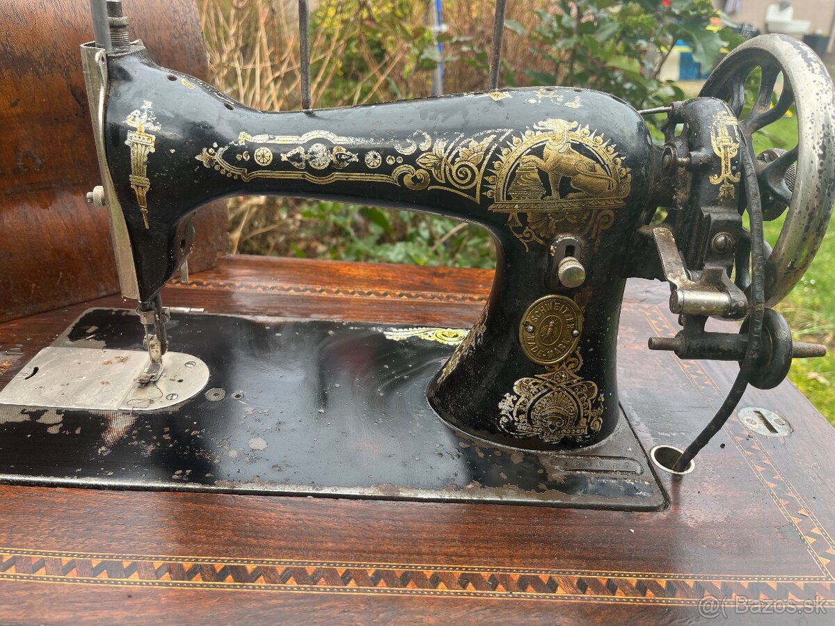 Šijací stroj Singer - 2