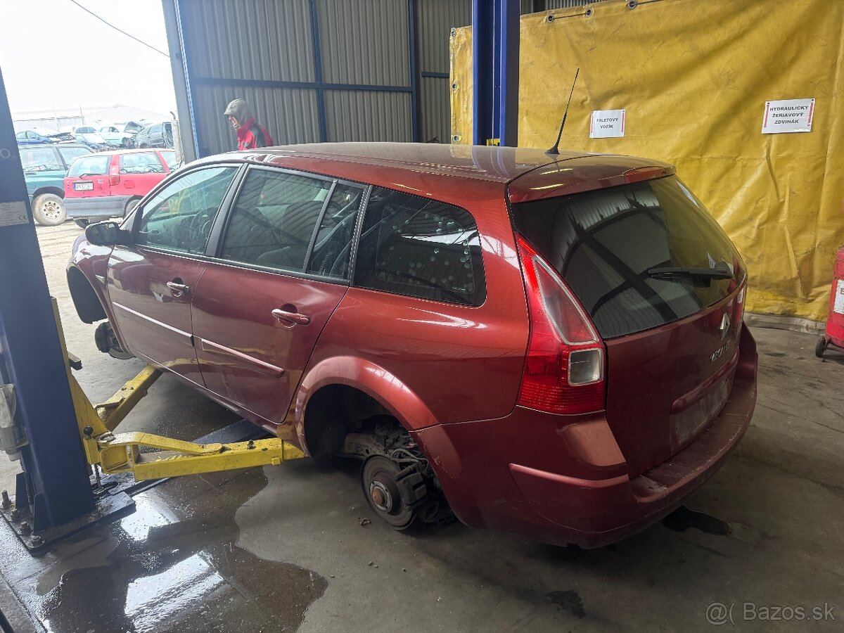 RENAULT MEGANE MK2 na náhradné diely ND - 2