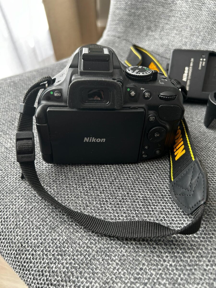 Nikon D5200 - 2