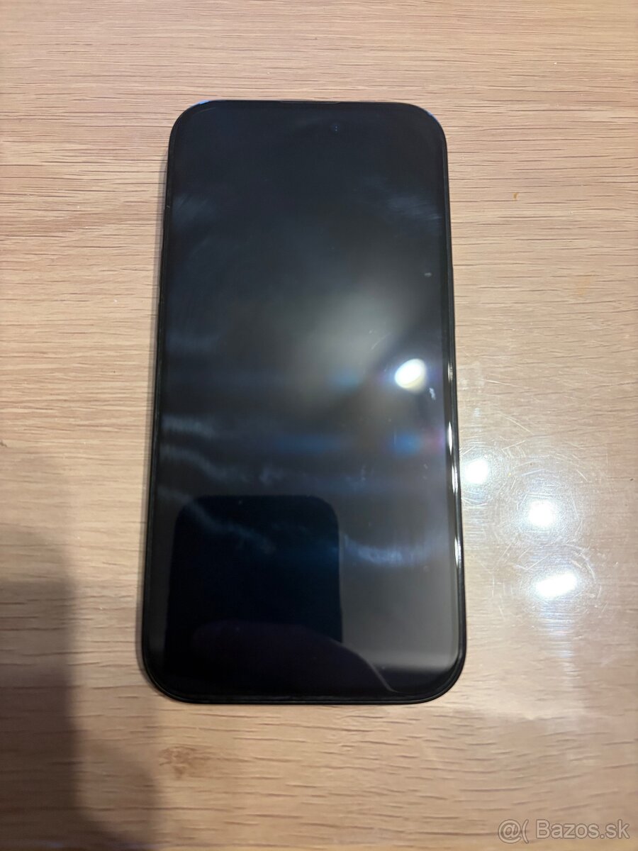 Iphone 15 128gb - 2