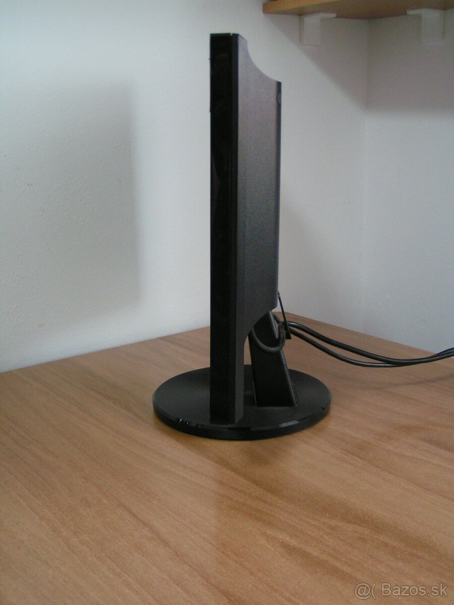 ASUS 20" (50,8 cm) - 2