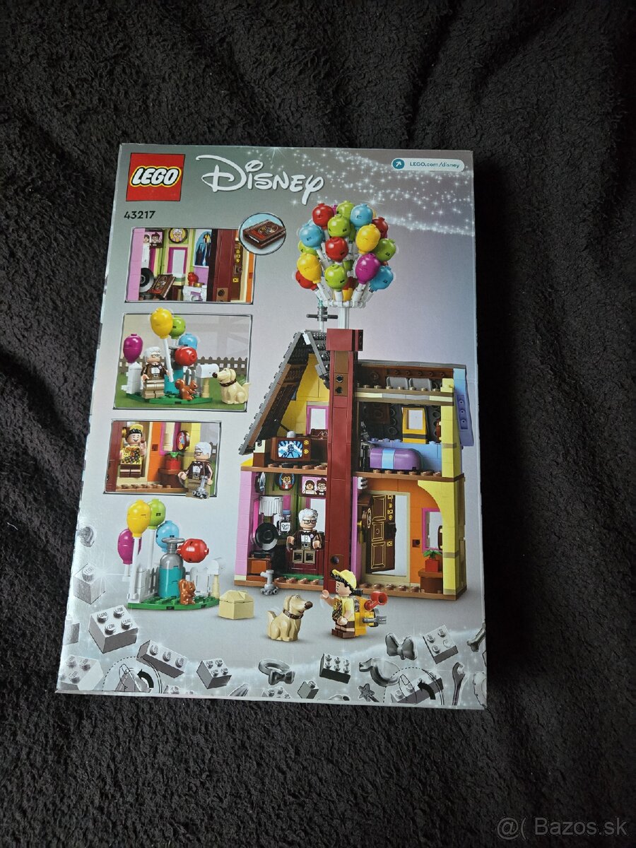 43217: 'Up' House - 2