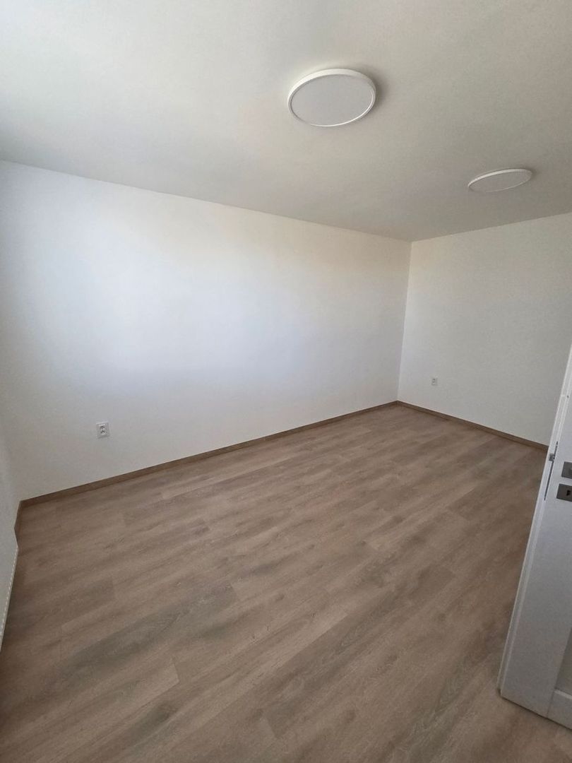 Kompletne zrekonštruovaný 1 izbový byt na predaj - 2