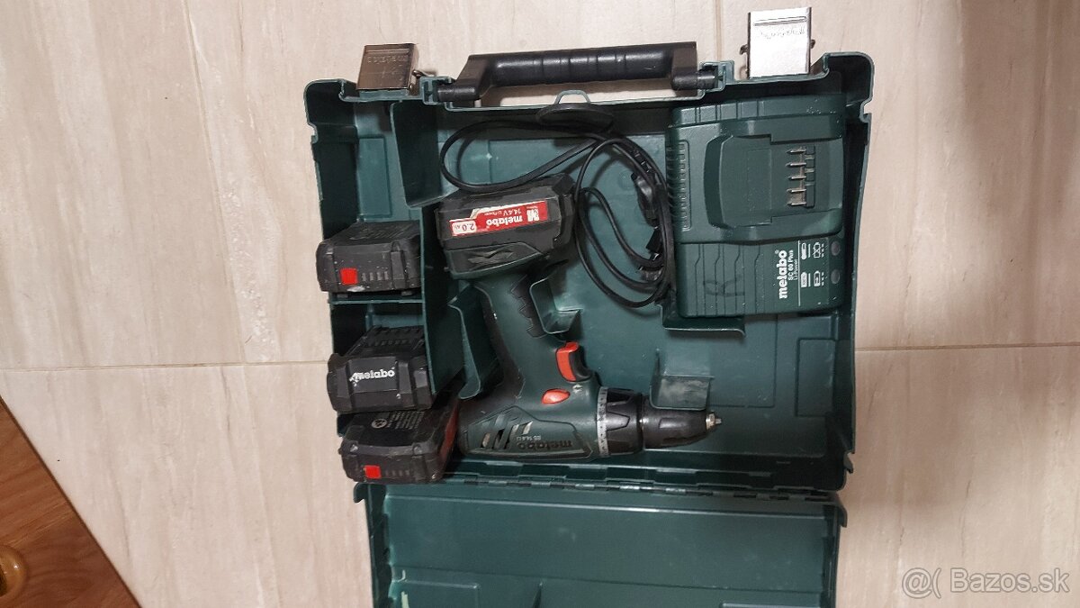 Akú vŕtačka metabo - 2