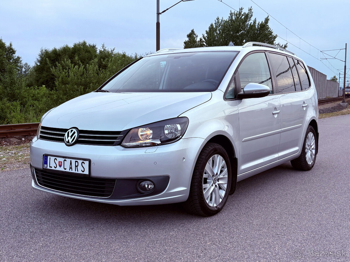 Volkswagen Touran 2.0 TDI DSG Premium Comfortline - 2