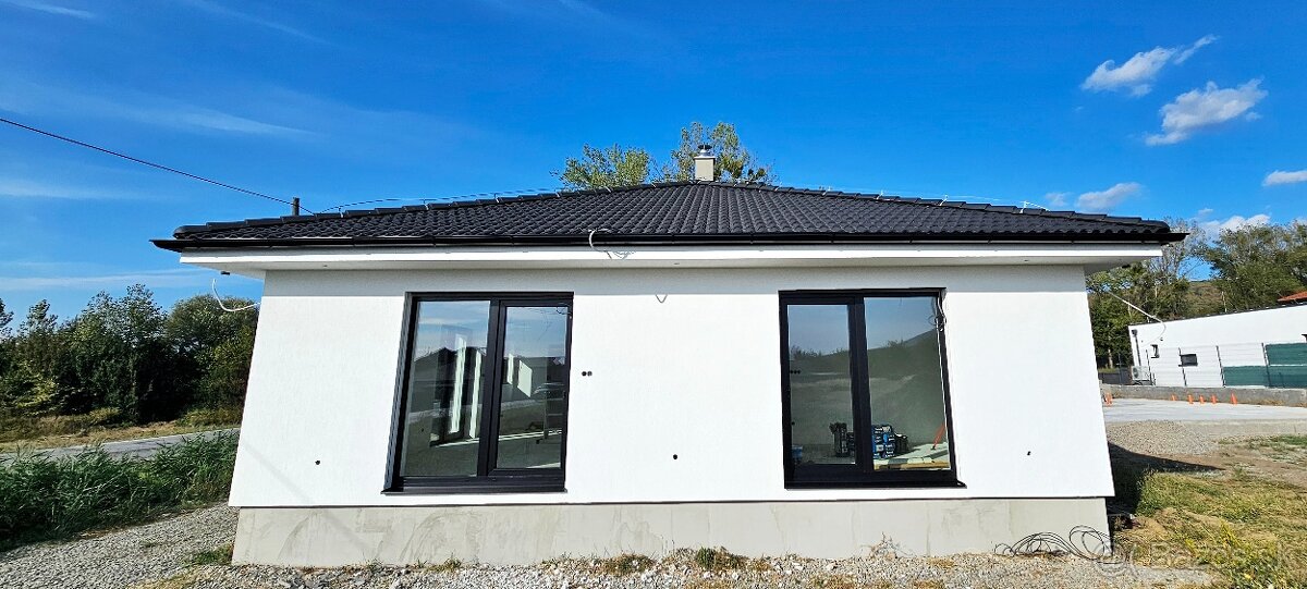 5-izbový bungalov 150 m2– novostavba, pozemok 750 m² - 2