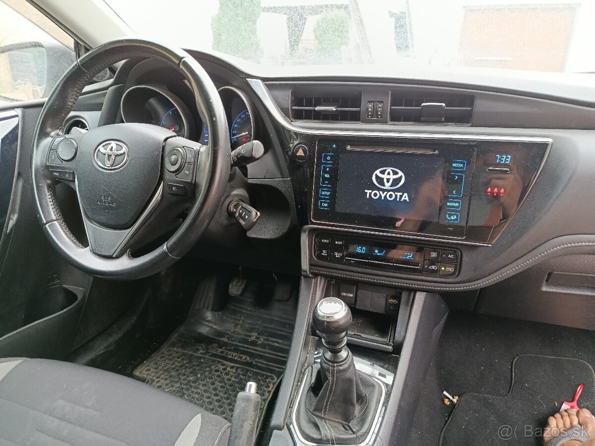 rozpredam toyota auris E18 1.6 2016 N47C16A - 2