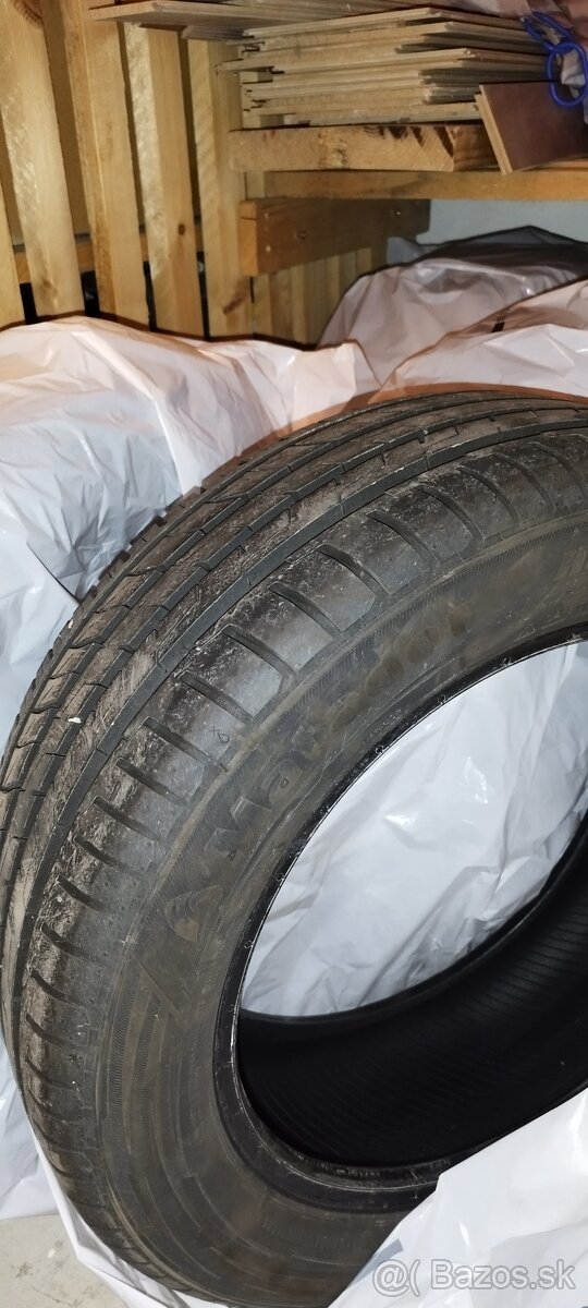 Predám letnú pneumatiku Matador 205/55/R16 - 2