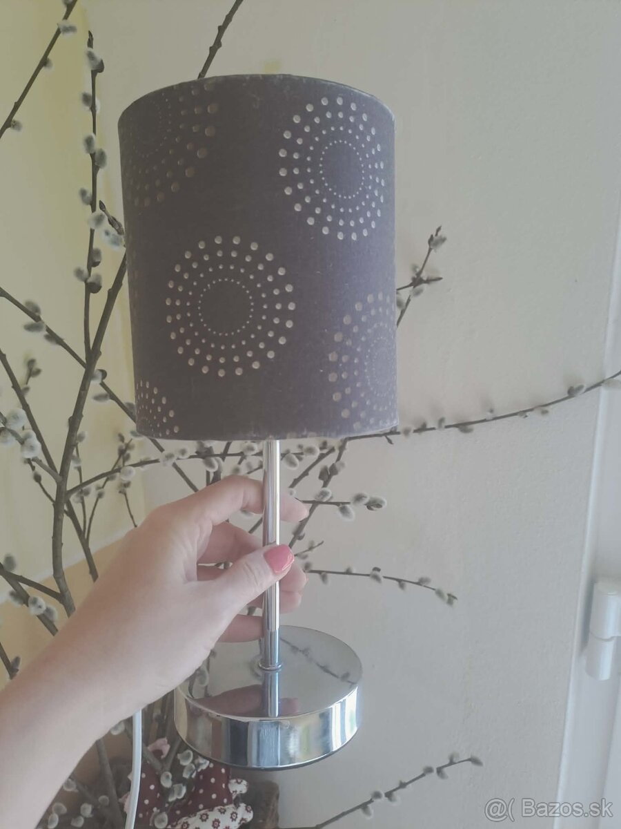 Malá stolná lampa. - 2