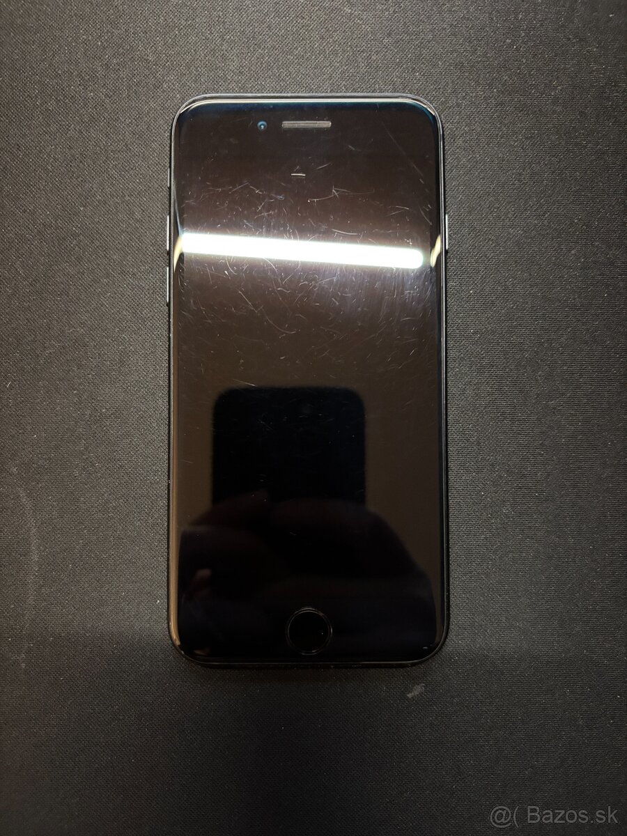 iPhone SE 2020 – čierny (64GB) - 2