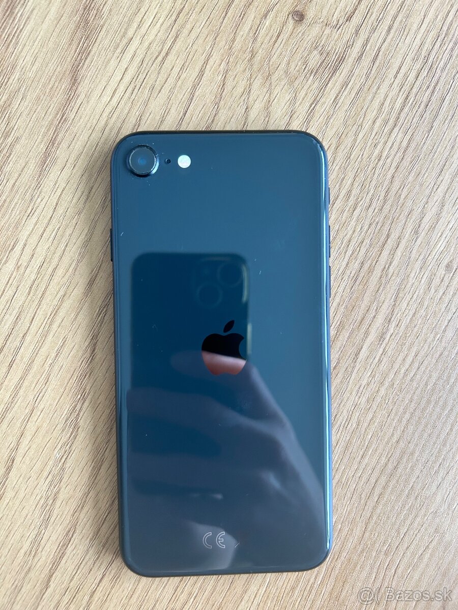 iPhone SE 2020 128 GB - 2