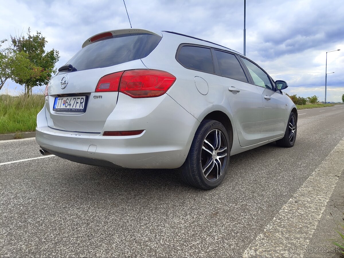 Opel Astra 2,0 cdti 118 kw 2011 - 2