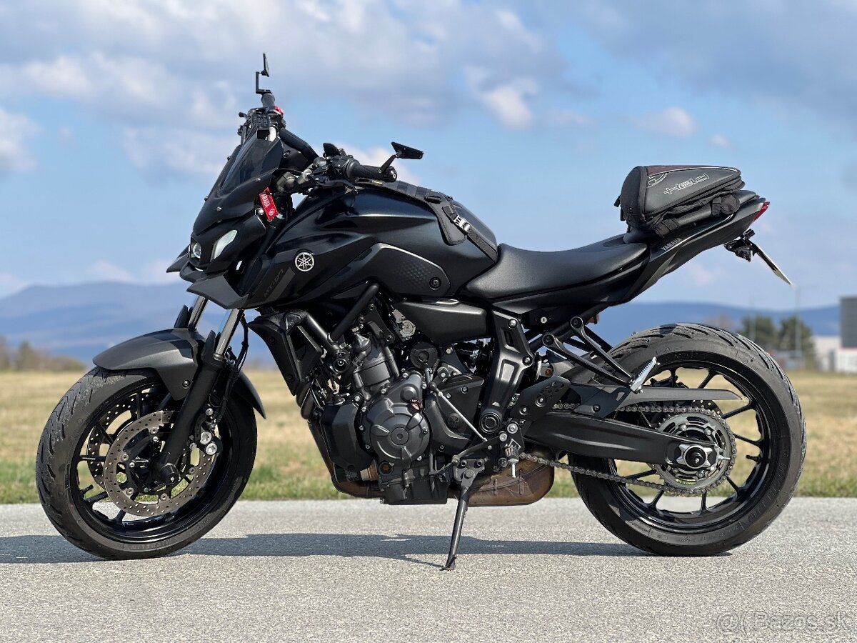 Yamaha MT07 2024 - 2