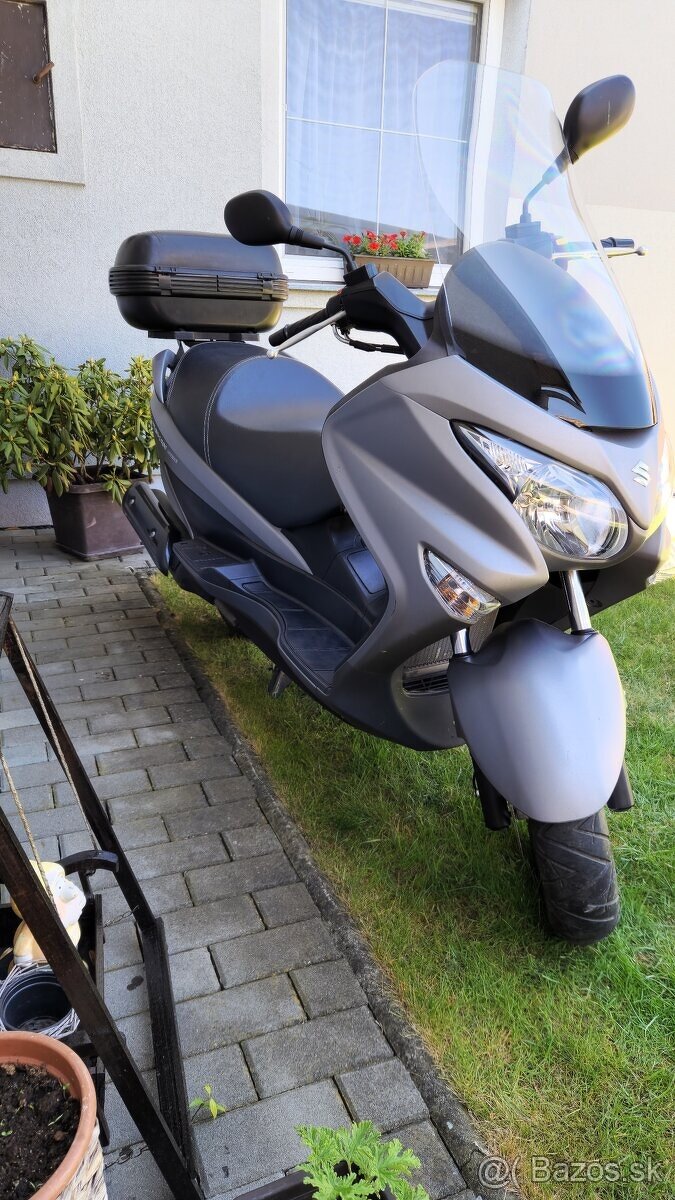 Predám Suzuki Burgman 200 - 2