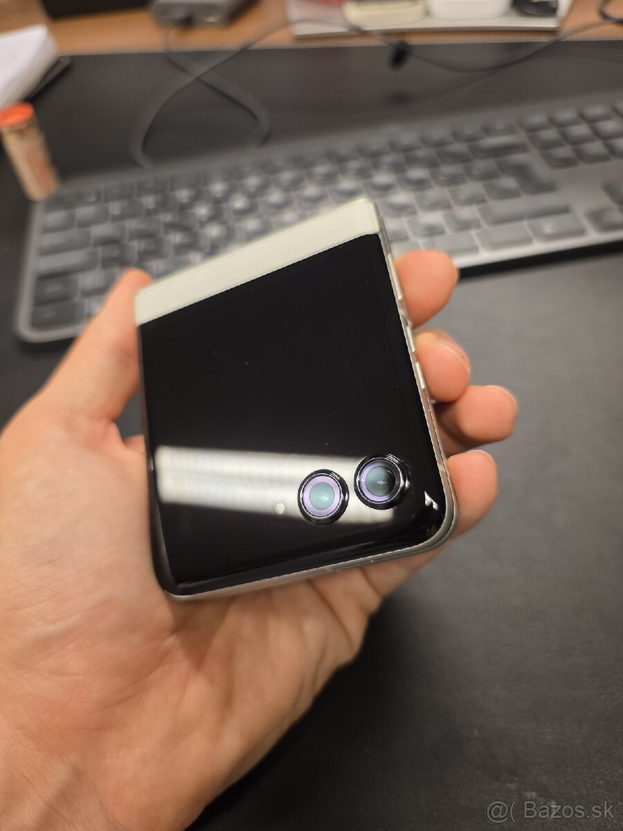 Motorola Razr 60 - 2