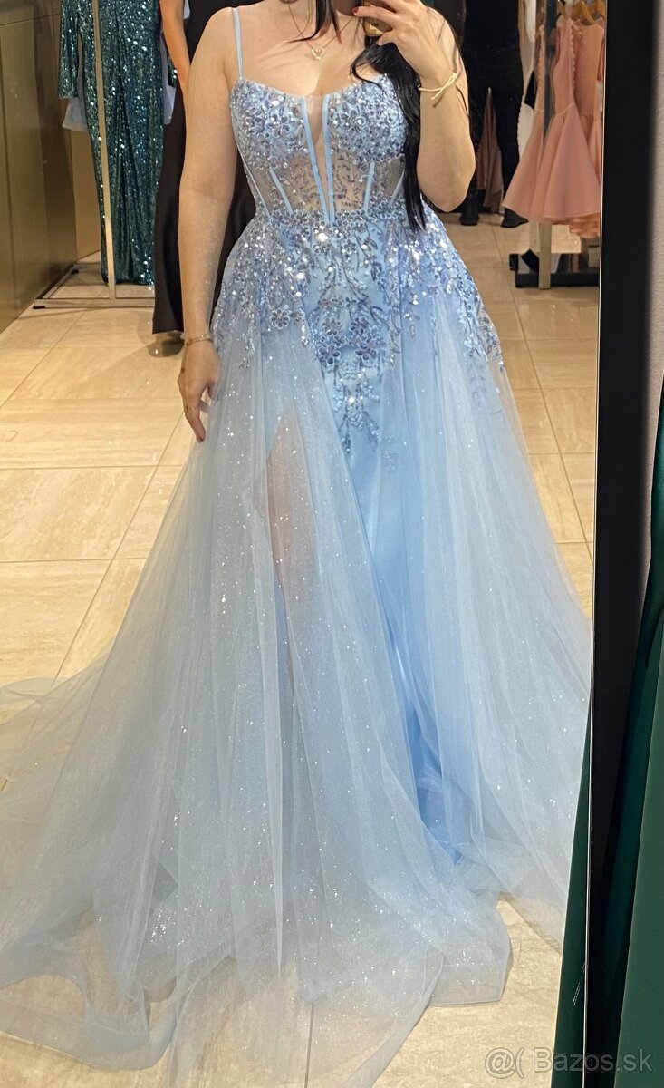 Predám spoločenské šaty, plesové alebo na stužkovú - 2