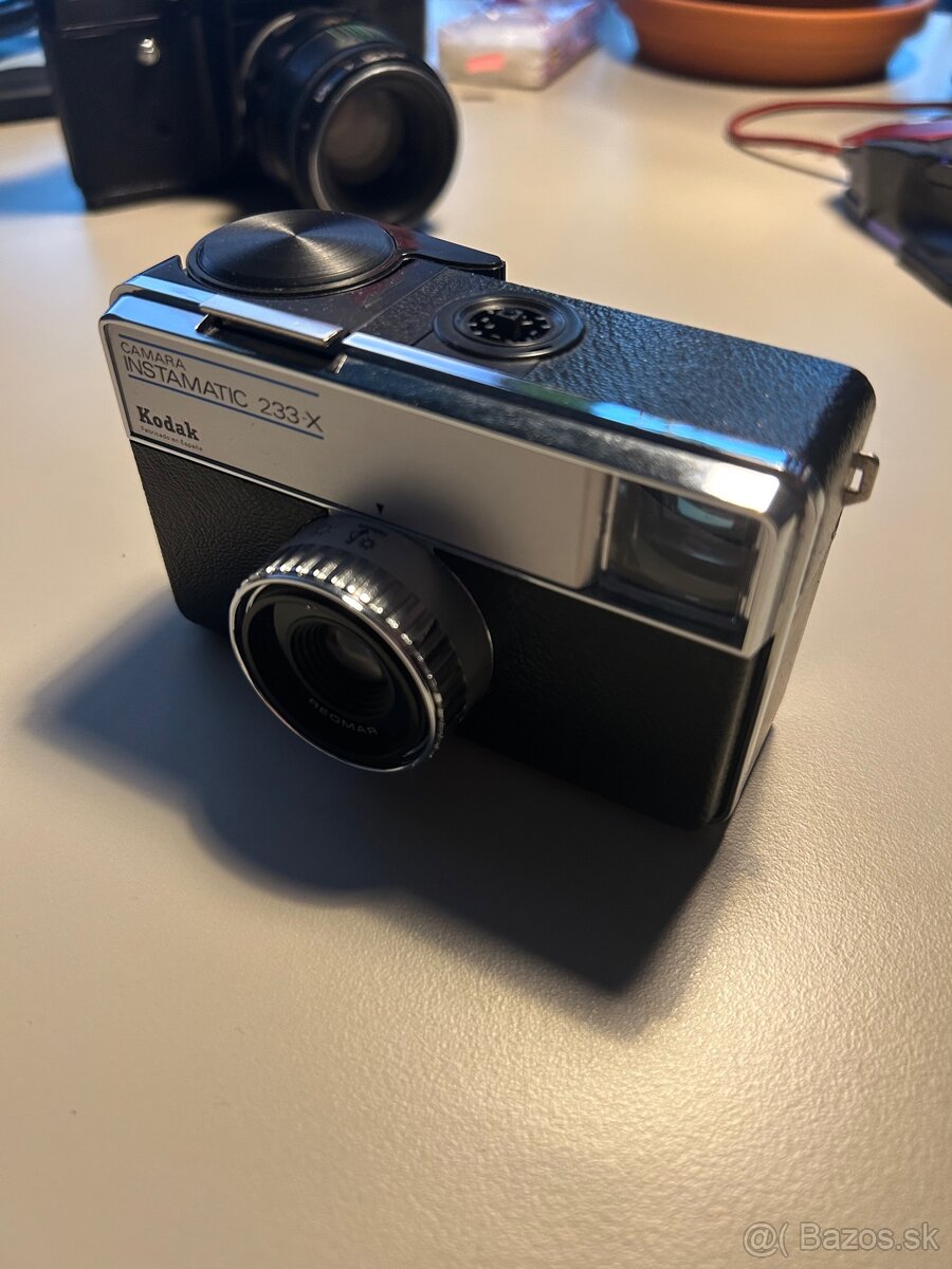Kodak instamatic 233-x - 2