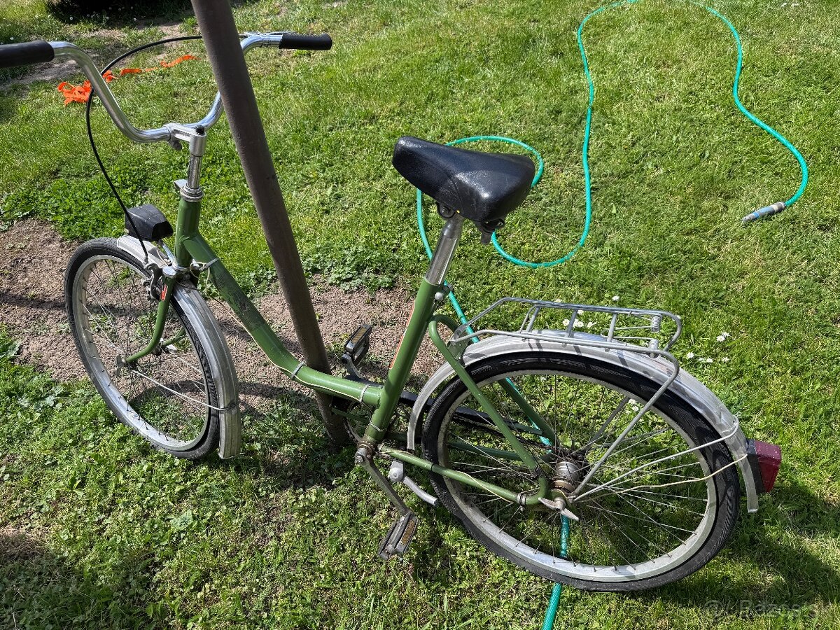 Eska garážovaná - 2