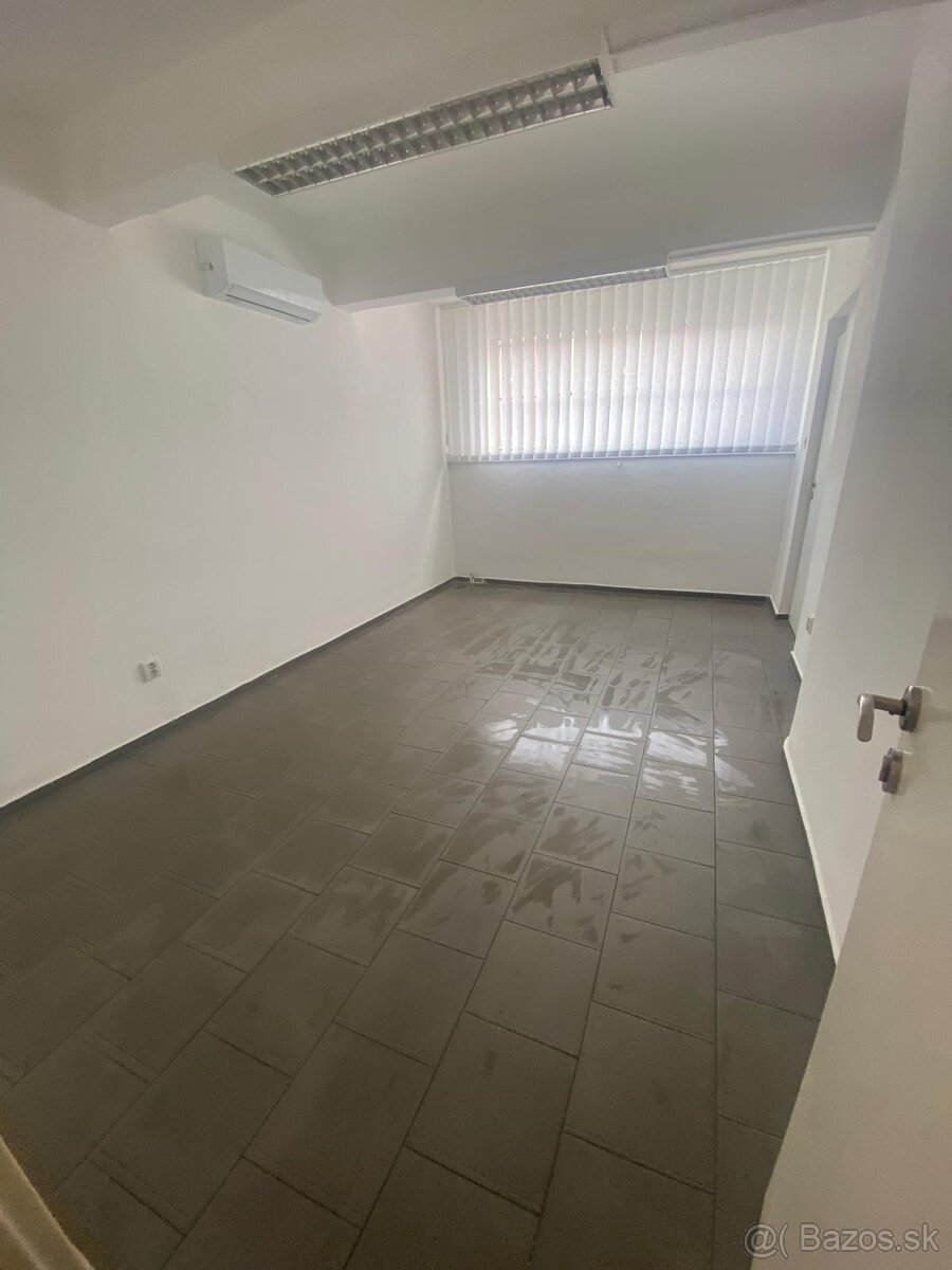 Kancelarsky priestor na prenajom - 2
