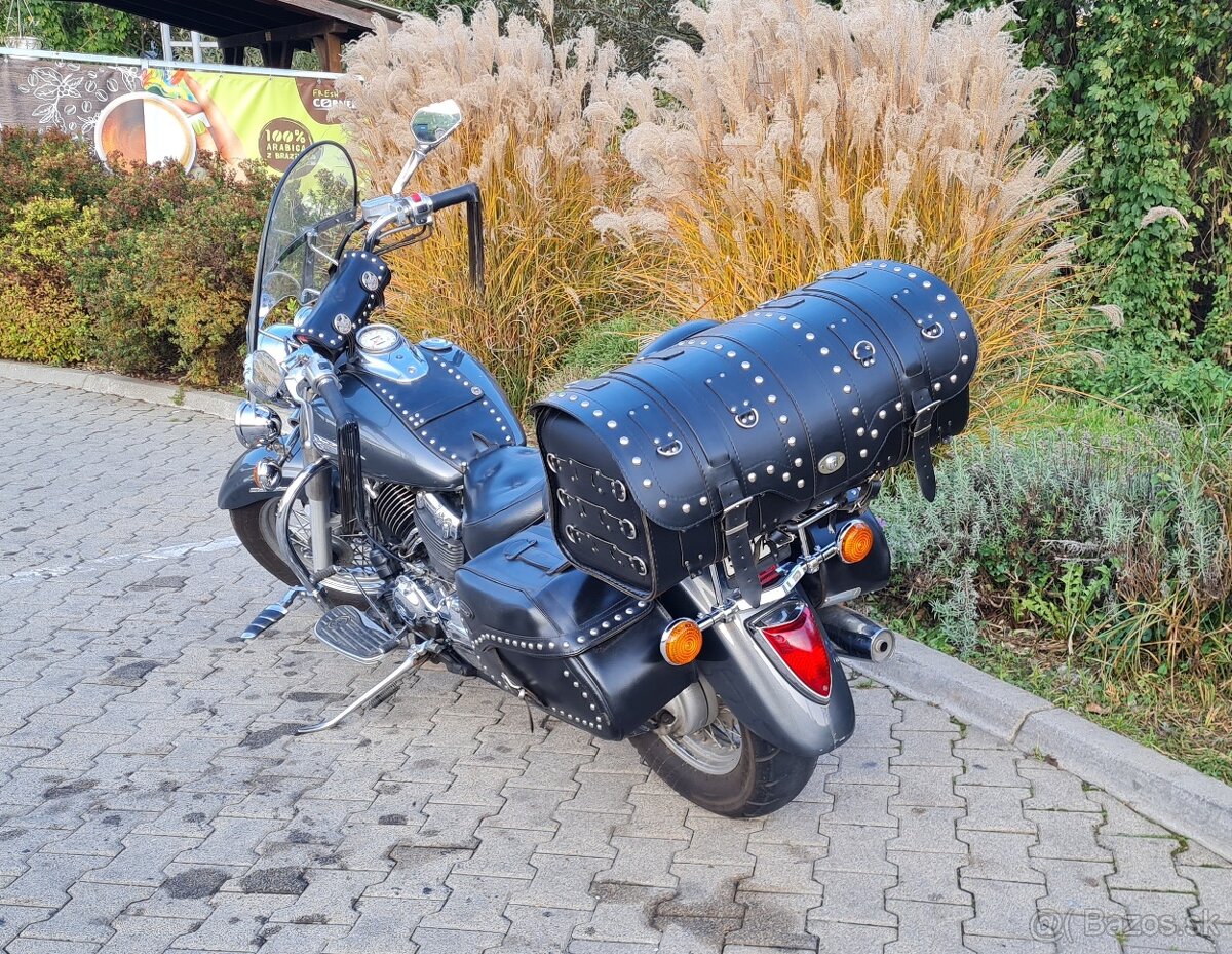 Yamaha XVS 650A Dragstar Classic - 2