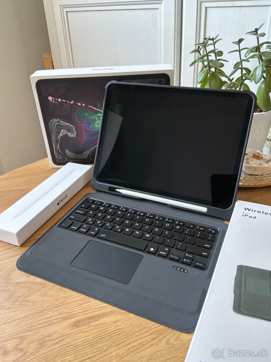 iPad Pro 11” 256 GB Cellular + Apple Pencil 2 + klávesnica - 2