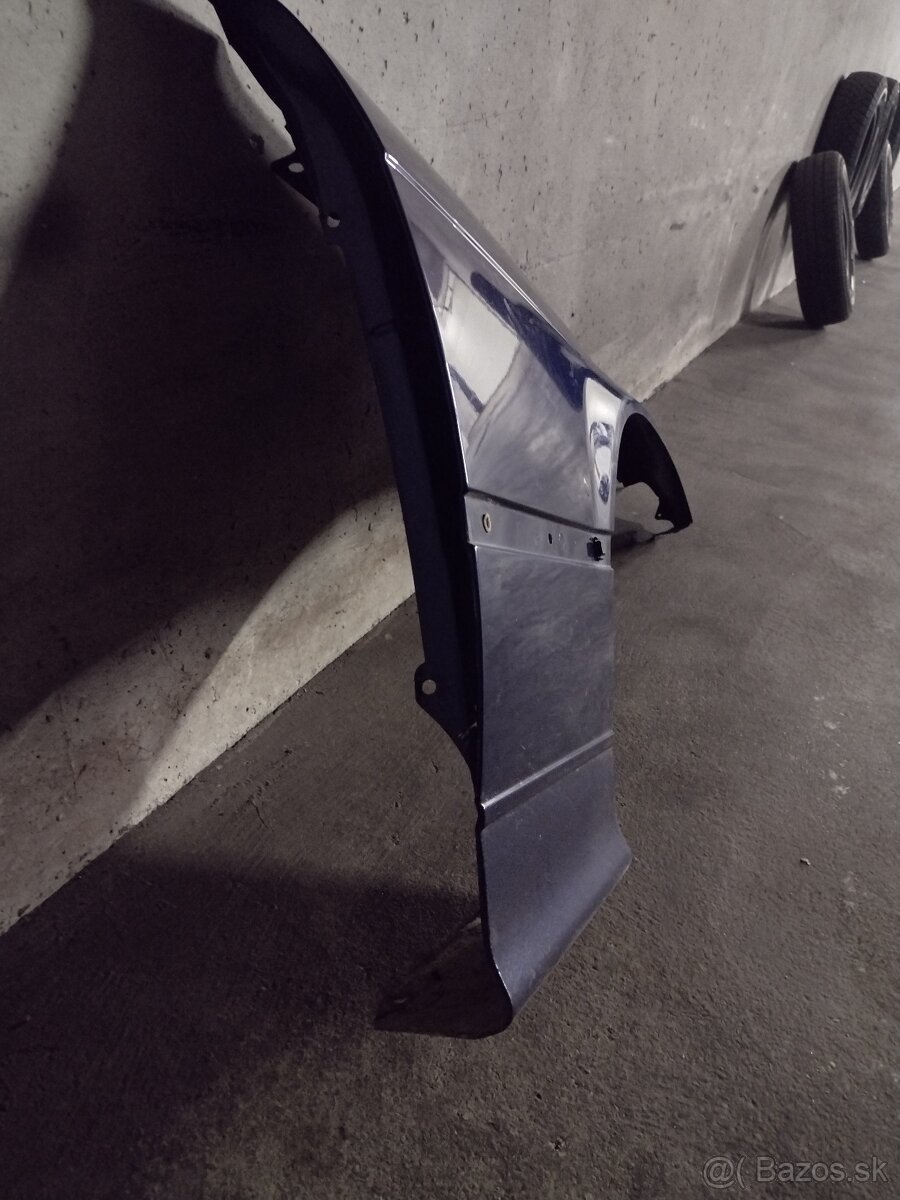 BMW e36 Cabrio 1995 pravý blatník Original - 2