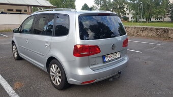 Volkswagen Touran - 2