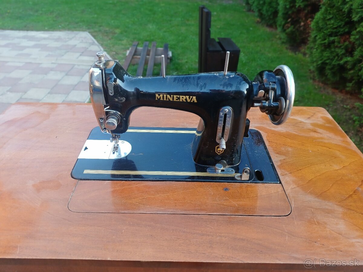 Šijací stroj Minerva 122 - 2