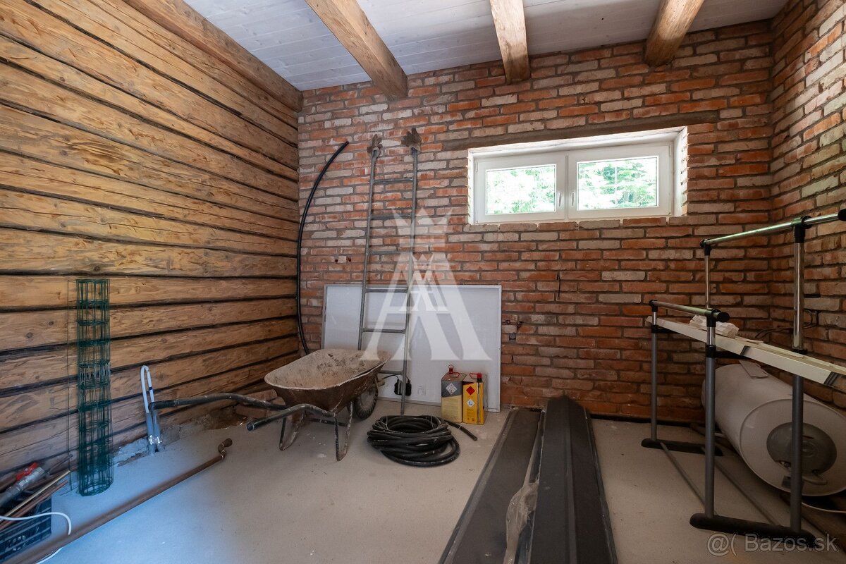 CHALUPA, HÝĽOV ČASŤ MEXIKO, KOŠICE OKOLIE - 2