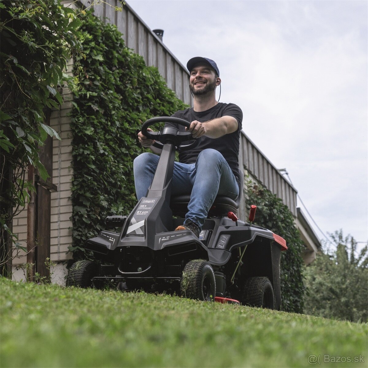 Trávny rider kosačka - 2