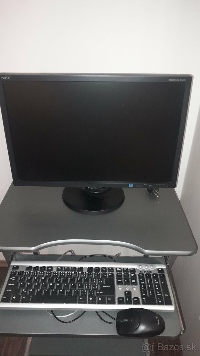 Monitor, myš, klávesnica - 2
