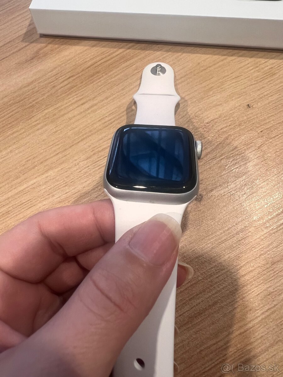 Apple Watch SE - 2