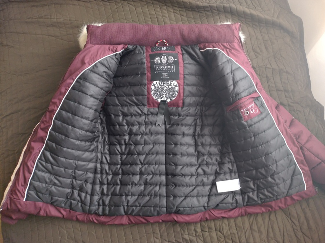 NOVA znackova damska bunda - 2