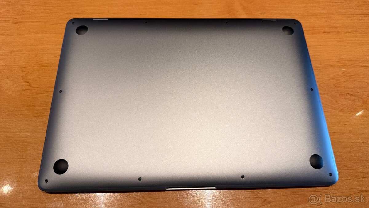 MacBook Air 13” M1 256GB Space Grey SK. - 2