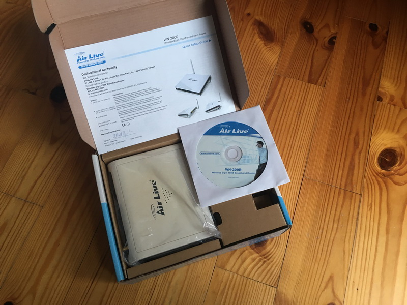 WiFi router Air Live WN200-R - 2