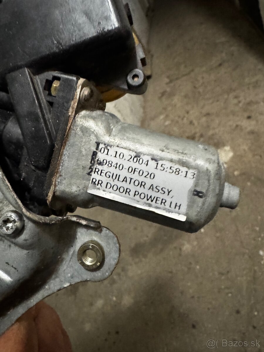 Mechanizmus stahovania okna - 2