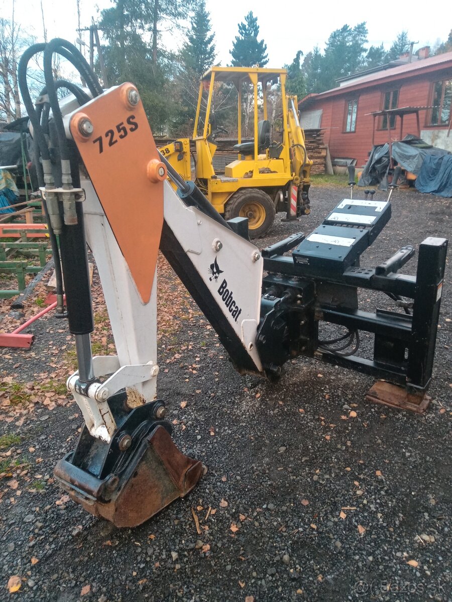Podkop bobcat 725S - 2
