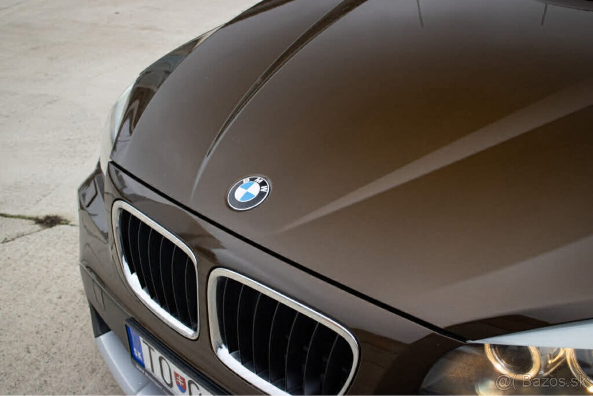 BMW X1 xDrive manuál - 2