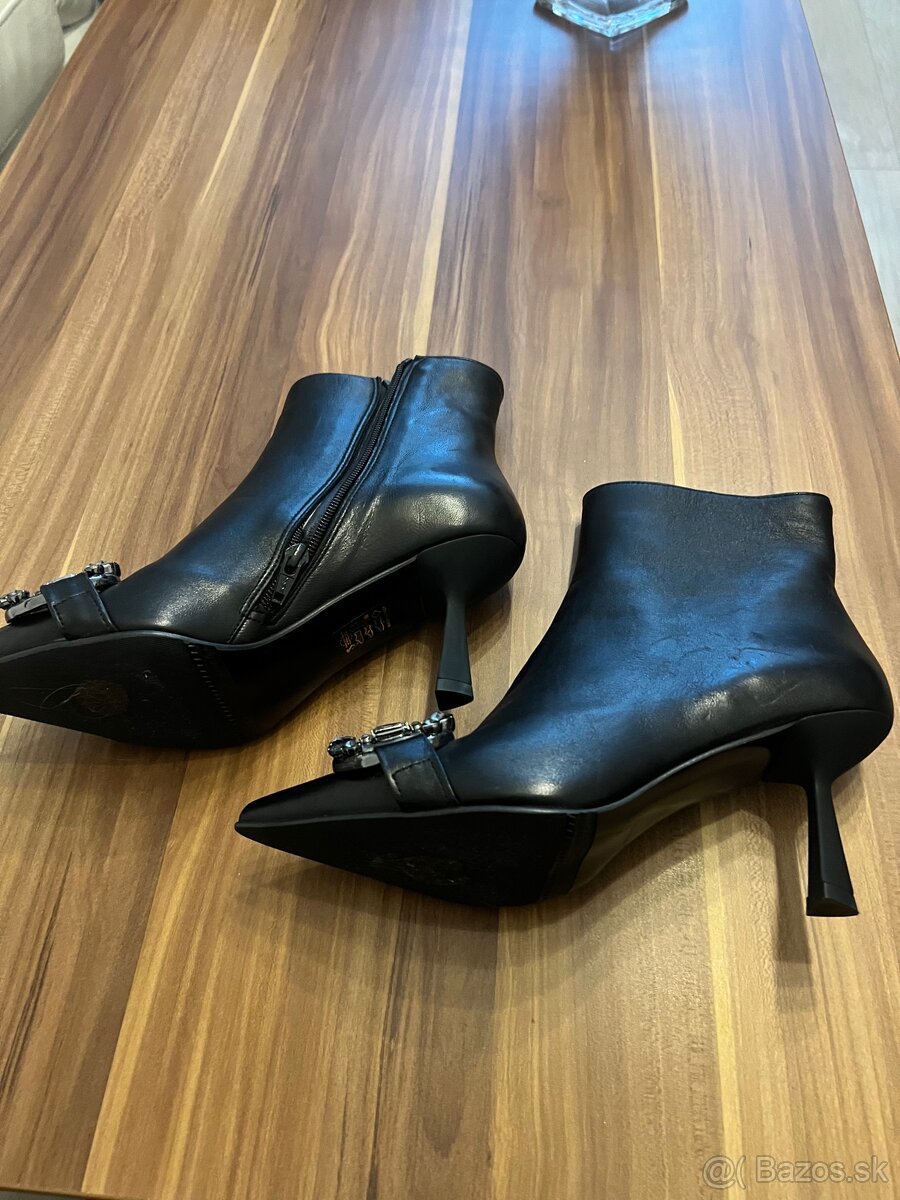 Ovye cierne kozene cizmy - 2