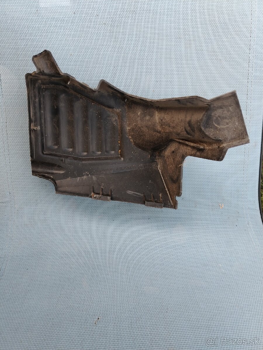 Kryt poistnej skrinky Renault Clio ( Thalia) - 2