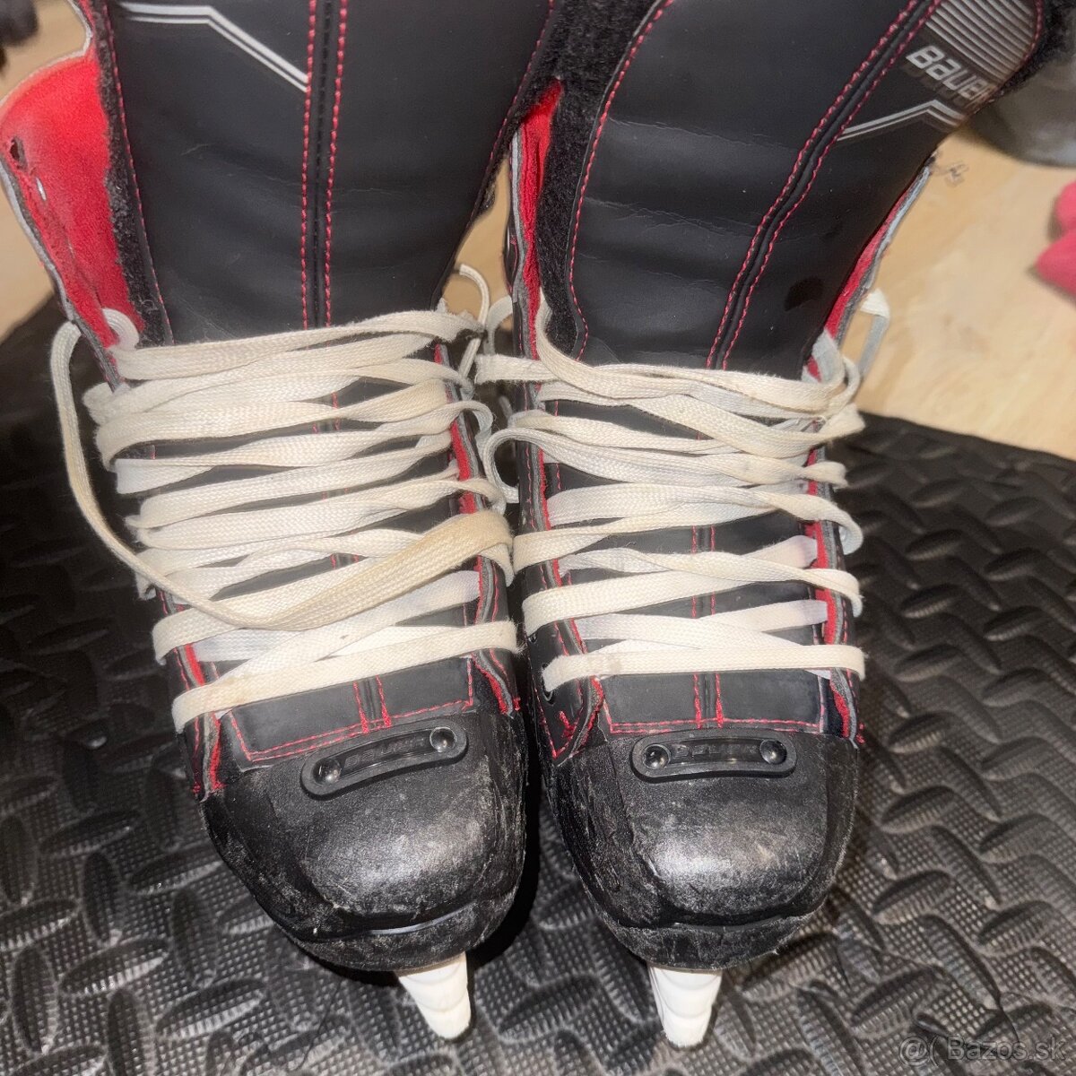 Bauer korcule a prilba - 2