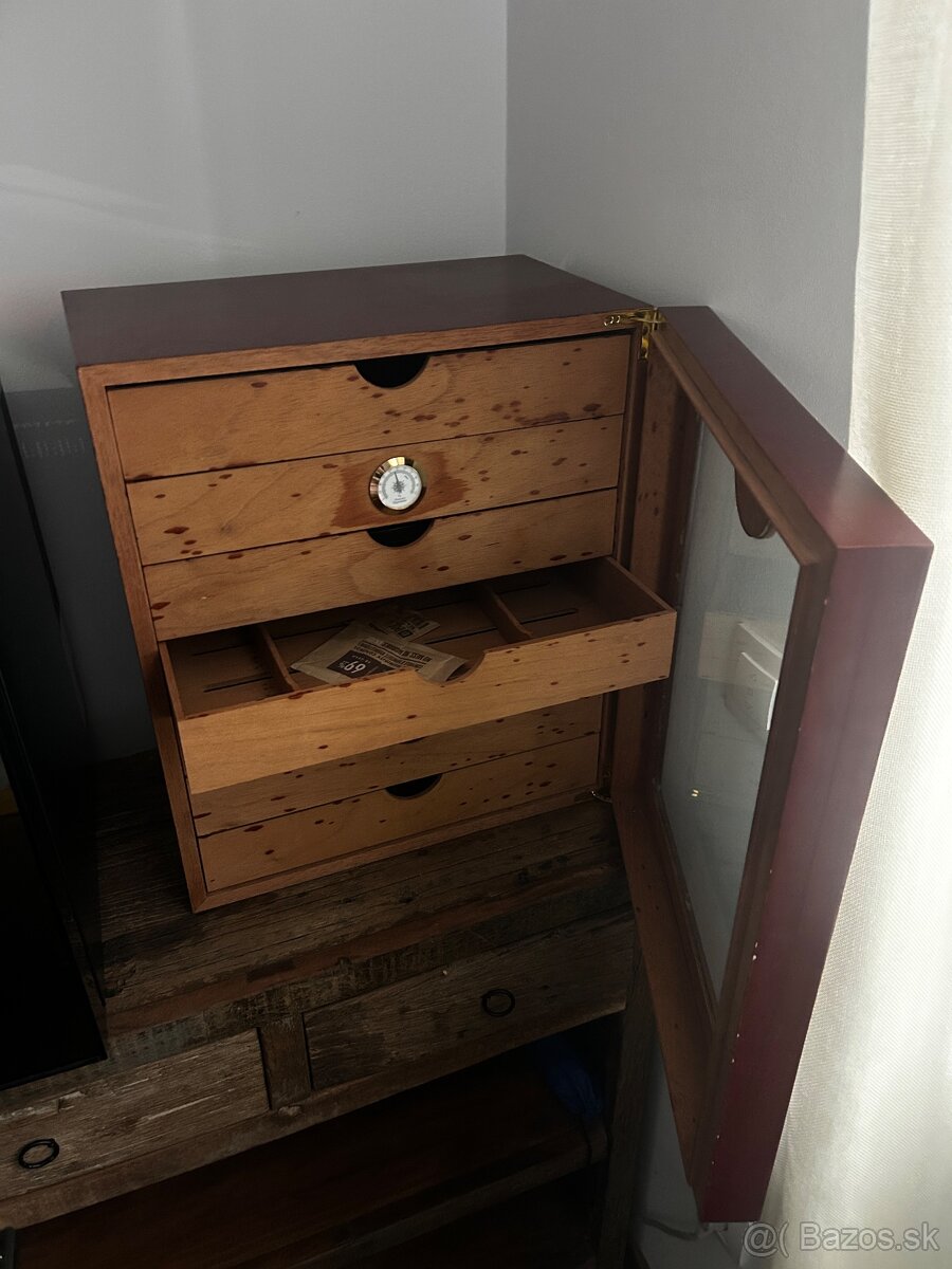 Humidor - 2