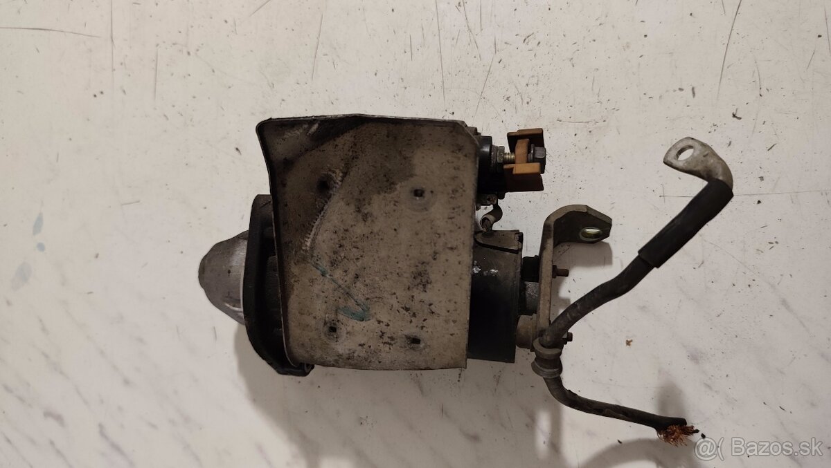 Štartér Audi A4 B6 1.8 T - 2