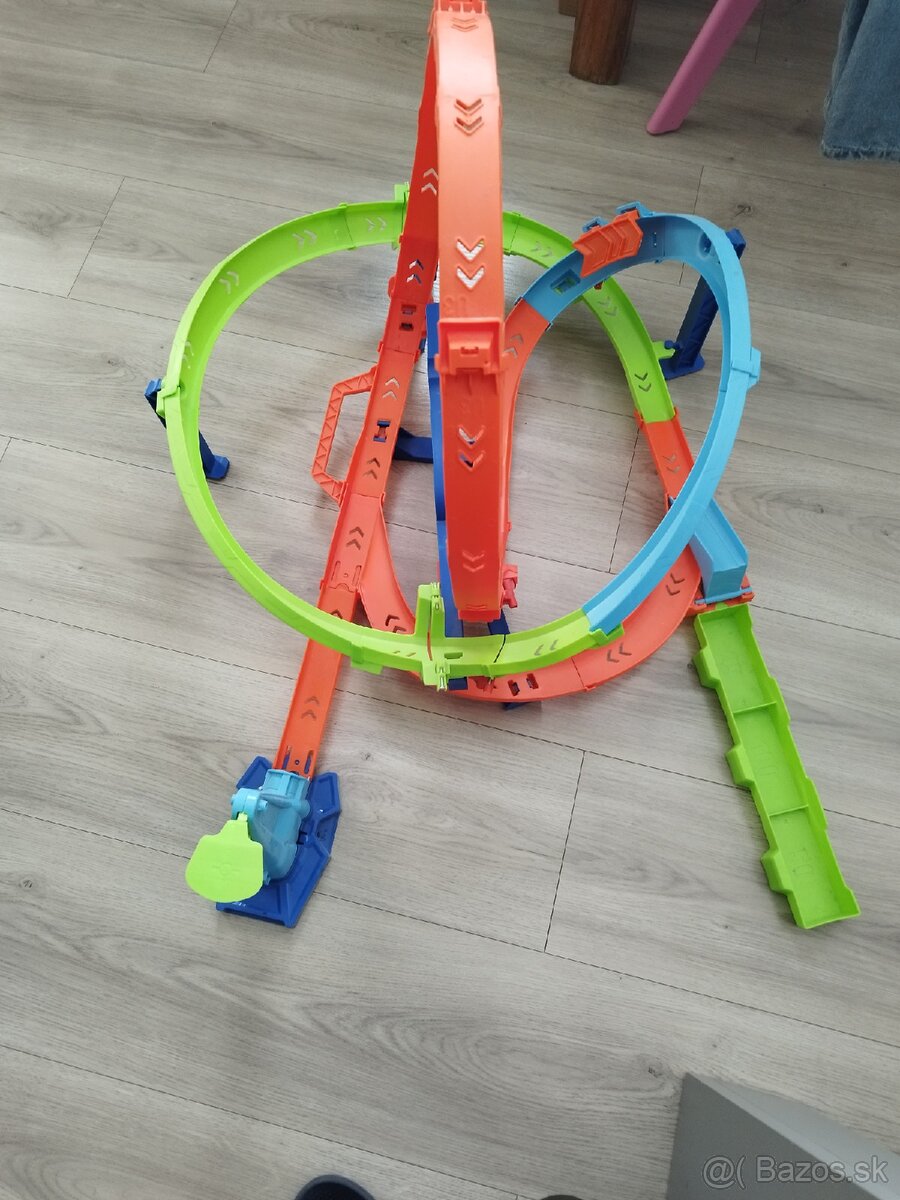 Hot Wheels draha - 2