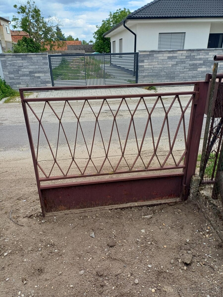 Predám bránu s bràničkou. - 2