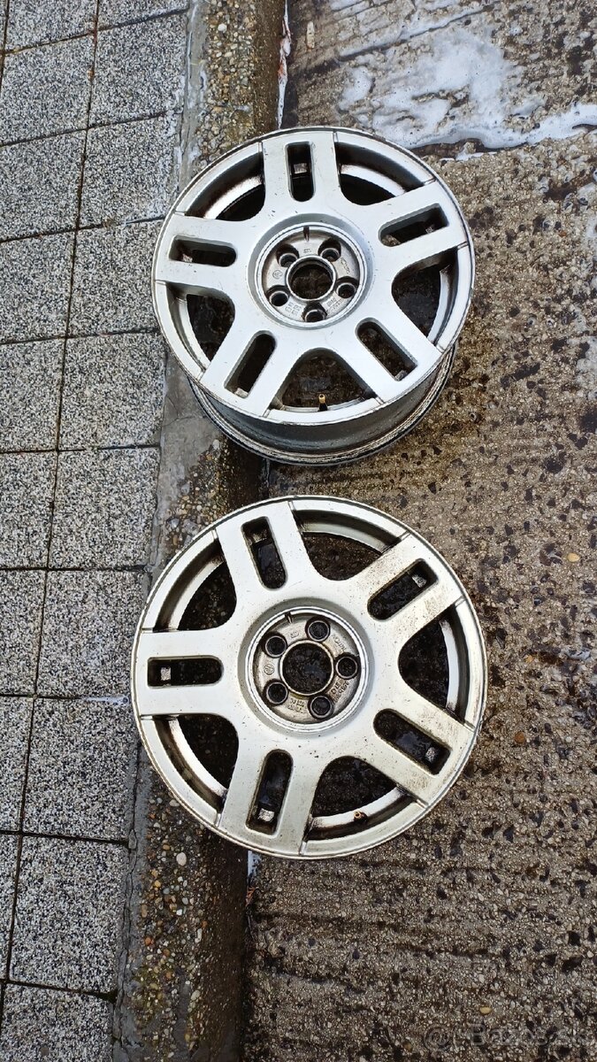 Golf 4 2ks.Alu.Disky 15" - 2